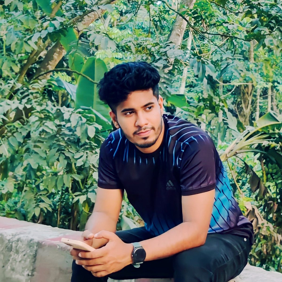 arafatsaiful07's tweet photo. #NewProfilePic https://t.co/YxbQQnJIKk