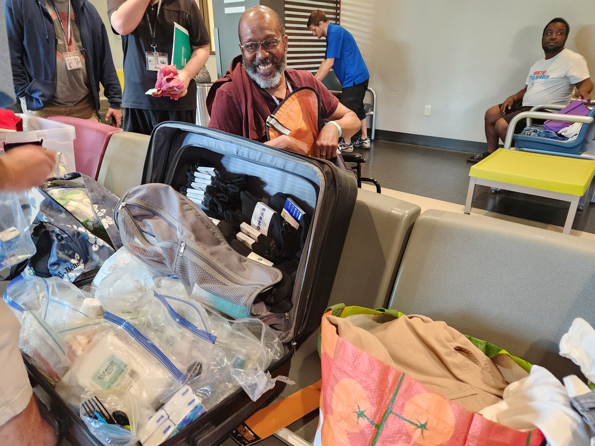 🙏 Thank you, <a href="/UBuffalo/">UBuffalo</a> Medical students, for volunteering at the Mission this morning! Your compassion and dedication brought relief to our guests. Your #medical expertise and supplies made a significant #impact. You're making a #difference, one act of kindness at a time!