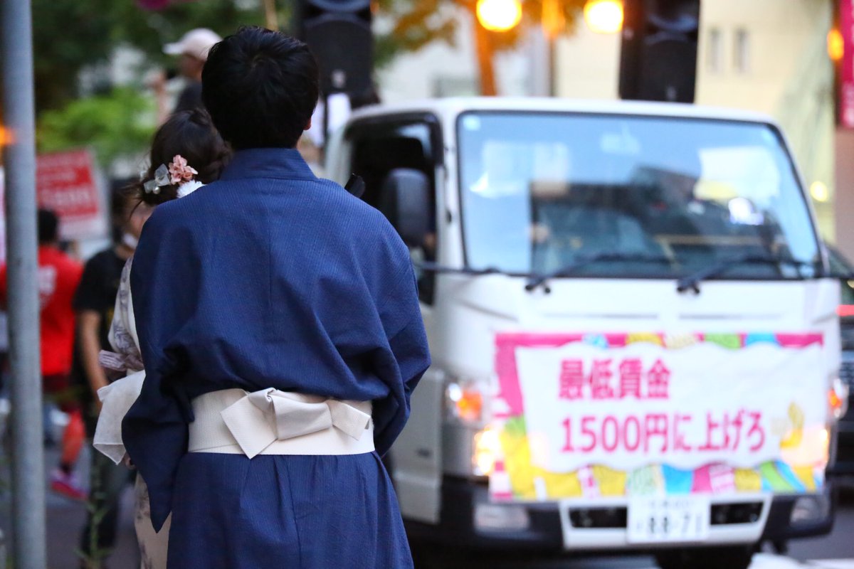sunaf_kin_R's tweet photo. 僕はこの写真を何度も見返してあったかい気持ちになっている。
素敵だな〜って。 https://t.co/RTsdBdS0qy