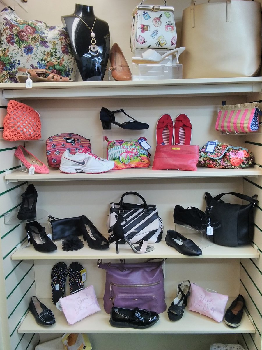 HailshamMind's tweet photo. So much to see at Hailsham Mind.Pop in for a browse.We are open all week including Sundays 10-4..#MyMindshop #MindHailsham #MentalHealthMatters https://t.co/tppb6Db8tM