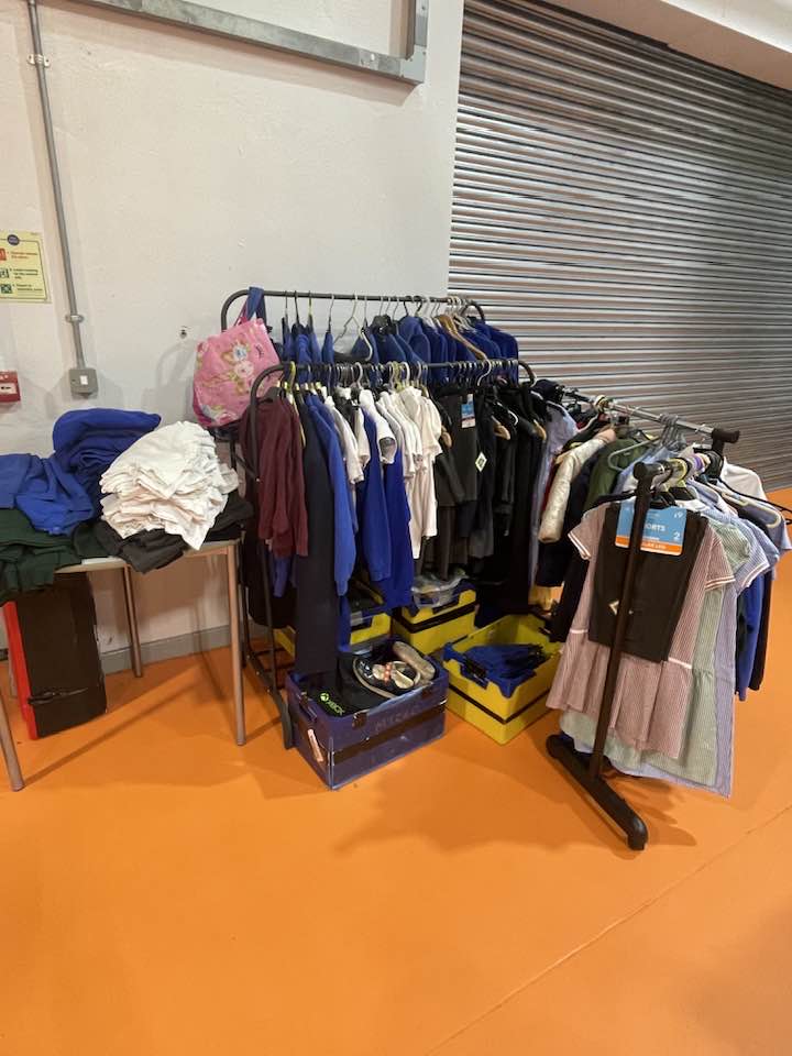 WellbeinMerthyr's tweet photo. Lots of school uniforms have been added in Treharris Library. Pop along to see what's available!
Mae llawer o wisgoedd ysgol wedi eu hychwanegu yn Llyfrgell Treharris. Galwch draw i weld beth sydd ar gael!
#wellbeingmerthyr #treharrislibrary #treharriscommunitycentre https://t.co/9VAswuQIe5