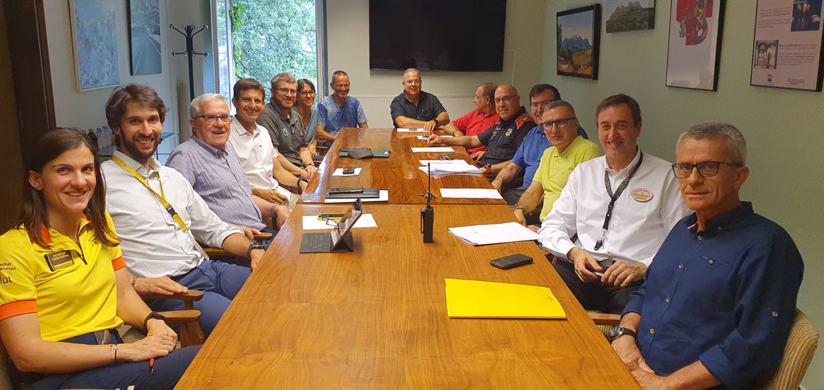 Reunio mensual del #SistemaDeMontserrat Tots els serveis a punt pels que  visiteu #Montserrat i el seu Parc Natural aquest estiu, tingueu una bona estada.