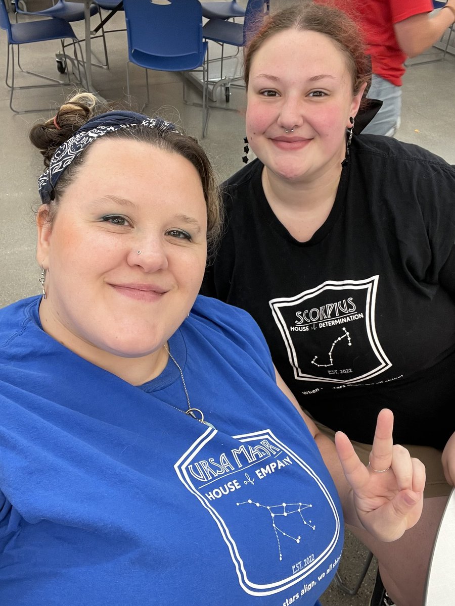 SCES_Resource's tweet image. Ms.Powers and Ms. O are at @Greenwood_Elem today for House Leadership Summit! They are so excited to bring back so many ideas for our Salem House System! #housescorpius #houseursamajor @SCESStars #5houses1family