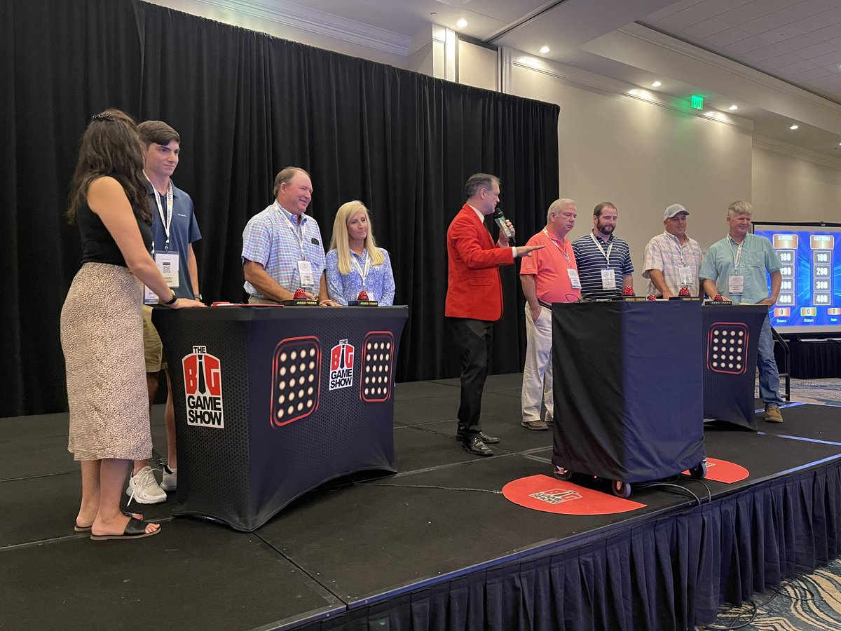 gapeanuts's tweet photo. Thanks to @NuseedUSandCA for sponsoring the reception and to Birdsong Peanuts and @KelleyMfgCo for sponsoring the dinner and The Big Game Show last night. 
#2023spgc #peanutfarm #peanutpower #alpeanuts #flpeanuts #gapeanuts #misspeanuts https://t.co/FFYImnXUaf