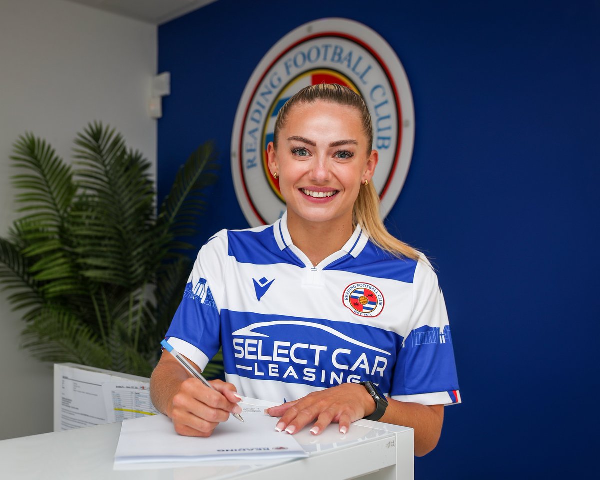 Reading through and through 🔵⚪️

Welcome home, Charlie 💙