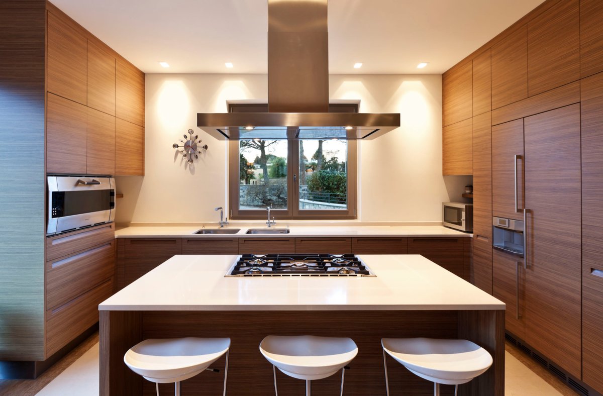 OrcaRemodeling's tweet photo. Like to anticipate coming 📈 trends? We predict multi-material kitchens will be one of the hottest trends going forward, incorporating wood, stone, ceramics, and metals for a highly textural and colorful design! #Design #Remodel https://t.co/ptUnpoROKL https://t.co/Ot6S9kFc9V