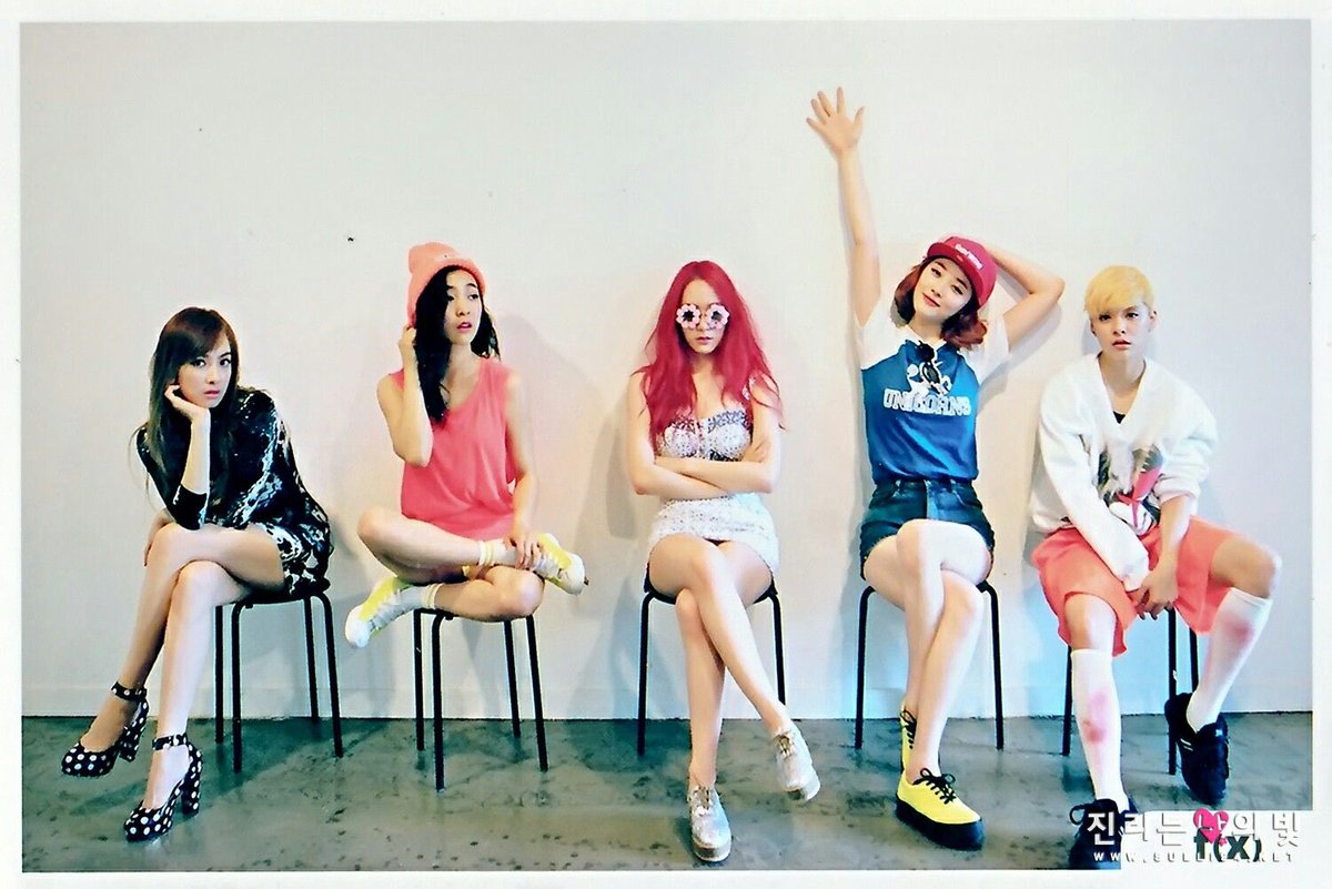 PopBase's tweet photo. 10 years ago today, f(x) released their second studio album ‘Pink Tape.’ https://t.co/pj1j27xIK3