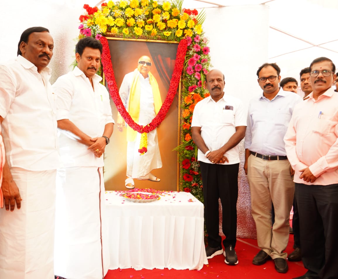 Anbil_Mahesh's tweet photo. முத்தமிழறிஞர் கலைஞர் அவர்களின் நூற்றாண்டு விழாவினை முன்னிட்டு திருவள���ளூர் மாவட்டம் அயப்பாக்கத்தில் நடைபெற்ற விழாவில் கலந்துகொண்டு மாணவர்களுக்கு விலையில்லா மிதிவண்டிகள் மற்றும் #நான்_முதல்வன் திட்டத்தின் கீழ் பயன்பெற்ற மாணவர்களுக்கு சான்றிதழ்களும் வழங்கினோம்.
@Subramanian_ma
#கலைஞர்100