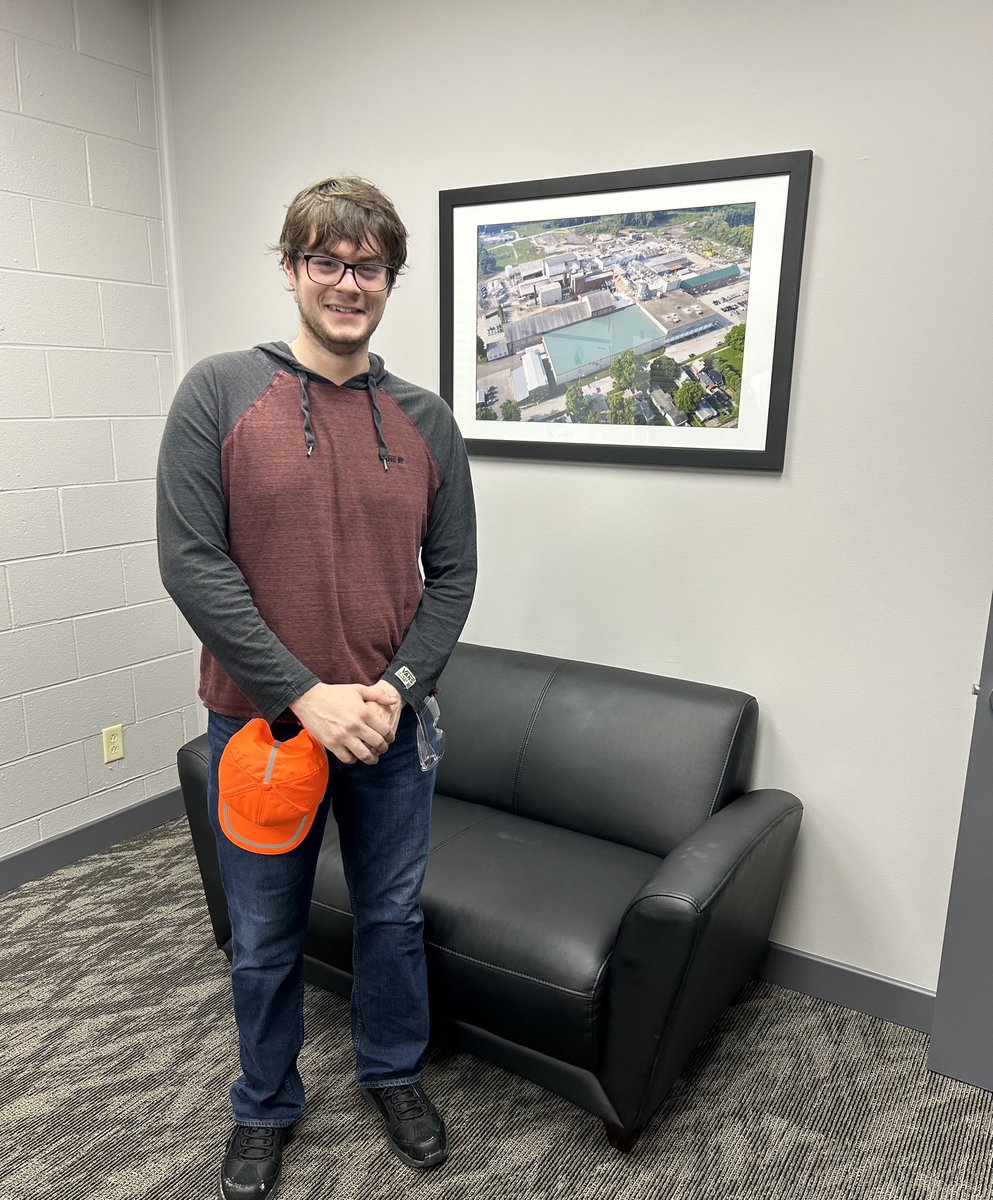 onepaperworks's tweet photo. We would like to recognize all students wrapping up their #internships in the next few weeks. Special thanks to Simon, our OPEX design intern, for his many contributions to the #team! #nationalinternday #onepaperworks #community #internship https://t.co/df7uD9U5IQ