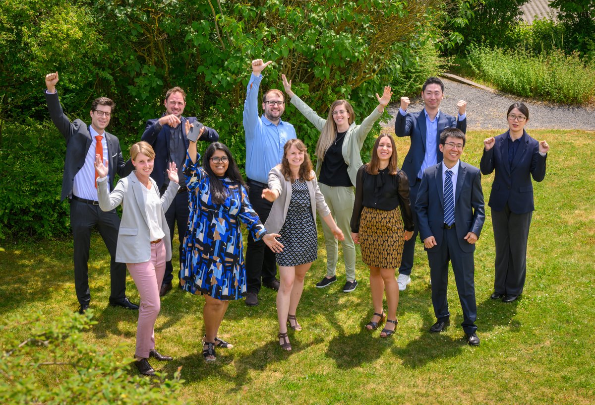 Max Planck Institute of Biophysics (@mpibp) on Twitter photo Congrats to our postdoc <a href="/MiChAeL_900922/">Di Wu</a> who was awarded a #NobelLaureate Fellowship by Hartmut Michel at the MPG's Annual Meeting! He will study the structure & function of membrane proteins that are potential targets for drug development. #excellence #biophysics <a href="/maxplanckpress/">Max Planck Society</a> Congrats to our postdoc <a href="/MiChAeL_900922/">Di Wu</a> who was awarded a #NobelLaureate Fellowship by Hartmut Michel at the MPG's Annual Meeting! He will study the structure & function of membrane proteins that are potential targets for drug development. #excellence #biophysics <a href="/maxplanckpress/">Max Planck Society</a>