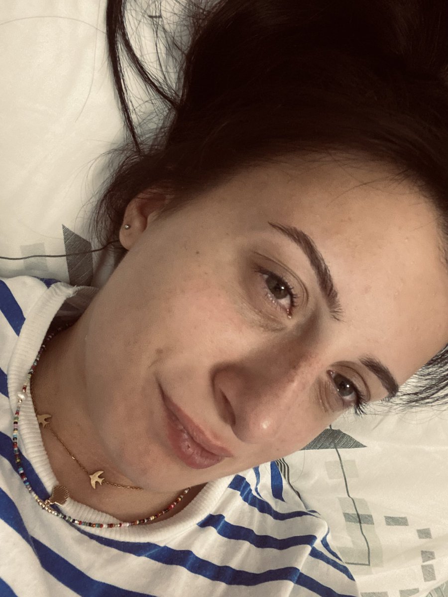 Fatma4108's tweet photo. Bittiğinde döktüğüm gözyaşı sondaki gülümsemem içinmiş https://t.co/NfJOLwBbWC