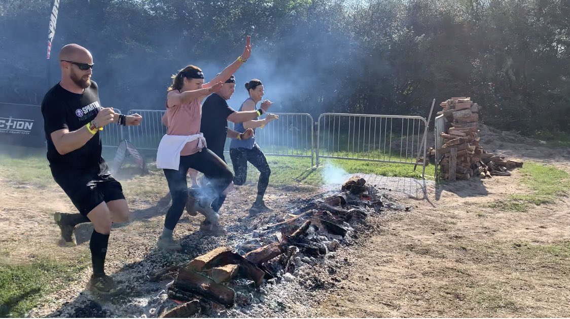 mmurphyBES's tweet photo. #FireJumpFriday π₯π₯
@NeilK_OCR
@DrShaunPerez
@SpartanRace
@fit_leaders https://t.co/37T6RXEJbX