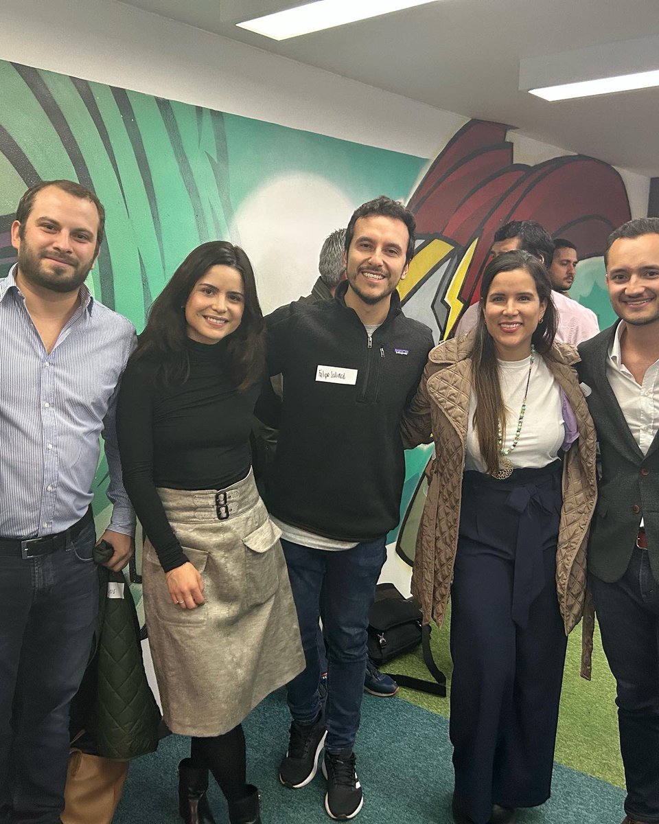 SHOFI_Colombia's tweet photo. Participamos en #EcosystemBuilding un evento de la comunidad startup para la #comunidadstartup 🚀 #trabajoremoto https://t.co/GS0RyAQ6IX
