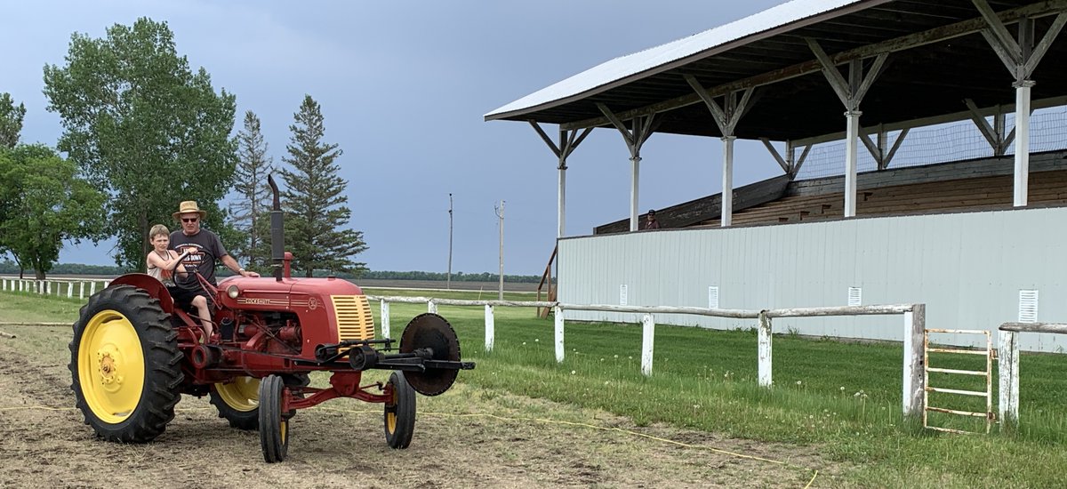 drummondsfarm's tweet photo. Find these tractors &amp; many more @ the 2023 Manitoba Thresherman's Reunion &amp; Stampede! Each year we send tractors for people movers &amp; harrows on the museum site. This year is #cockshutt year. We mean it when we say #longlivethefamilyfarm!
#Kubota #Massey https://t.co/AO3XEoKOOS https://t.co/V2H3SGCXEx