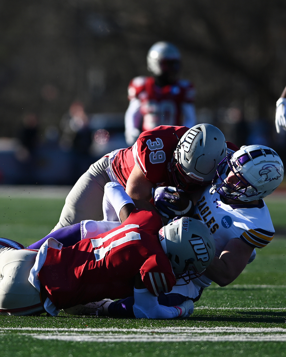 IUPedu's tweet photo. Can you feel it? We are so excited to cheer on our Crimson Hawks! 🏈 Be sure to follow @IUPAthletics to stay up to date on the latest. #GetReadyIUP 🏃🏌️⚽🎾🏑🏐 https://t.co/aEja7RwXO0
