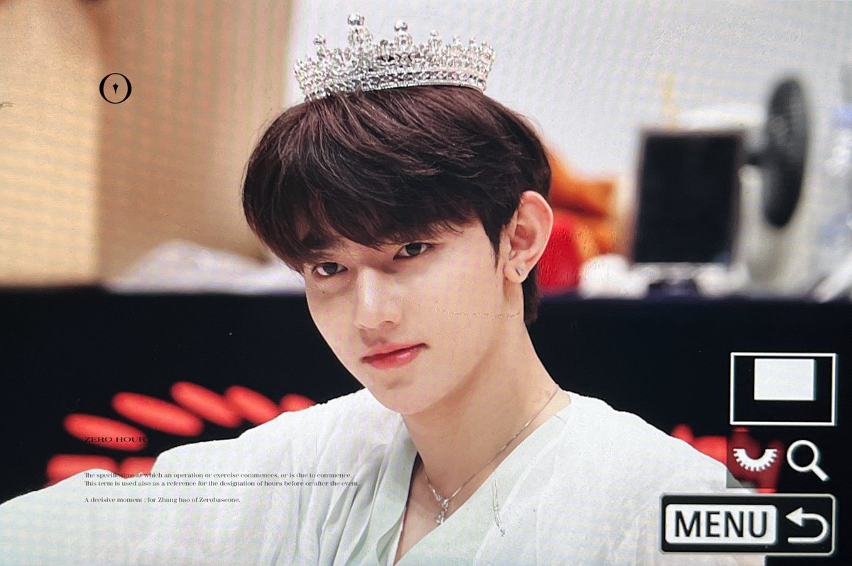 zerohour_zh's tweet photo. 230728 초미남 #장하오 #ZHANGHAO #제로베이스원 #ZEROBASEONE #ZB1 https://t.co/PcqO9bQZDe
