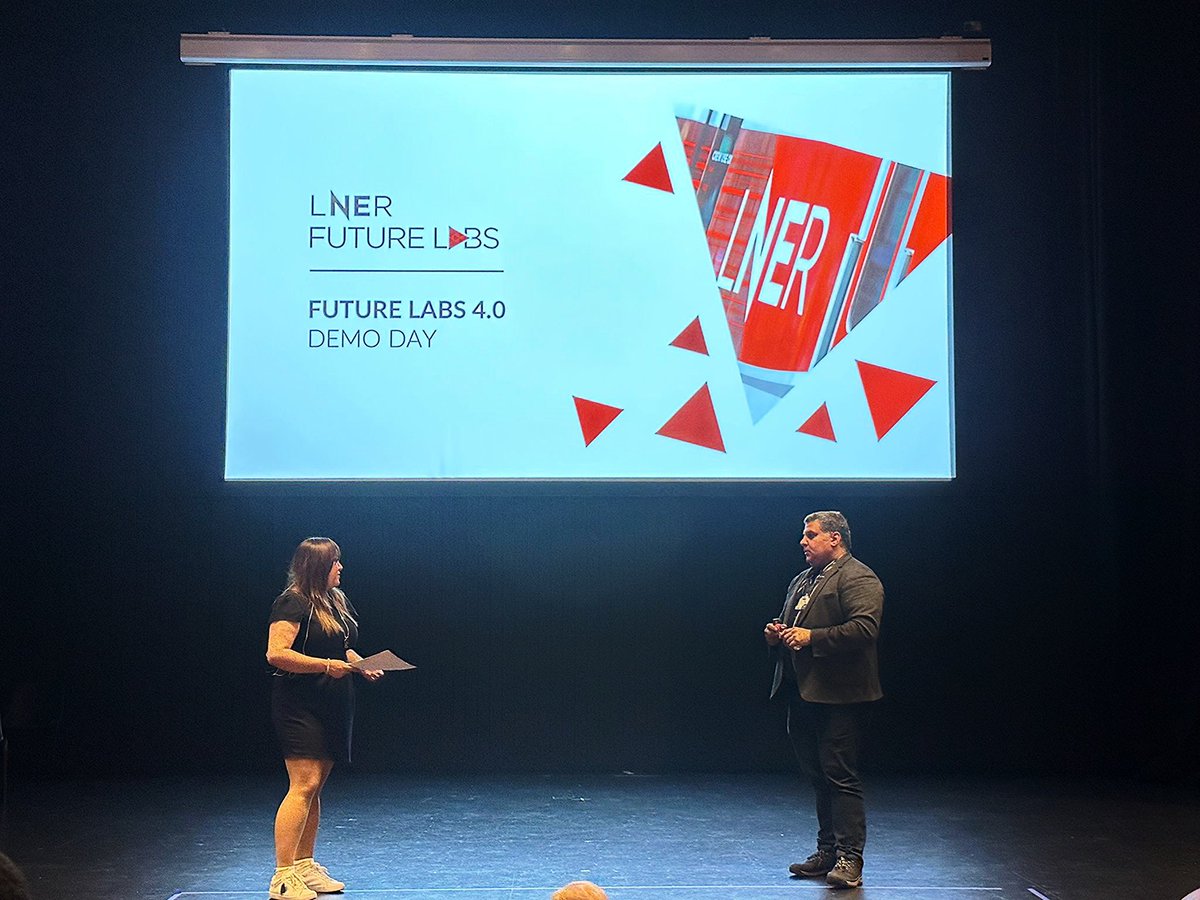 concertina226's tweet image. Had a great time yesterday going up to York to host @LNER’s #FutureLabs startup event, film and talk about new technologies to help solve problems in the rail sector 🚄📹🎤

Glad the programme is enabling smaller firms to showcase useful cool new tech 🦾

lnerfuturelabs.co.uk/demo-day-agend…