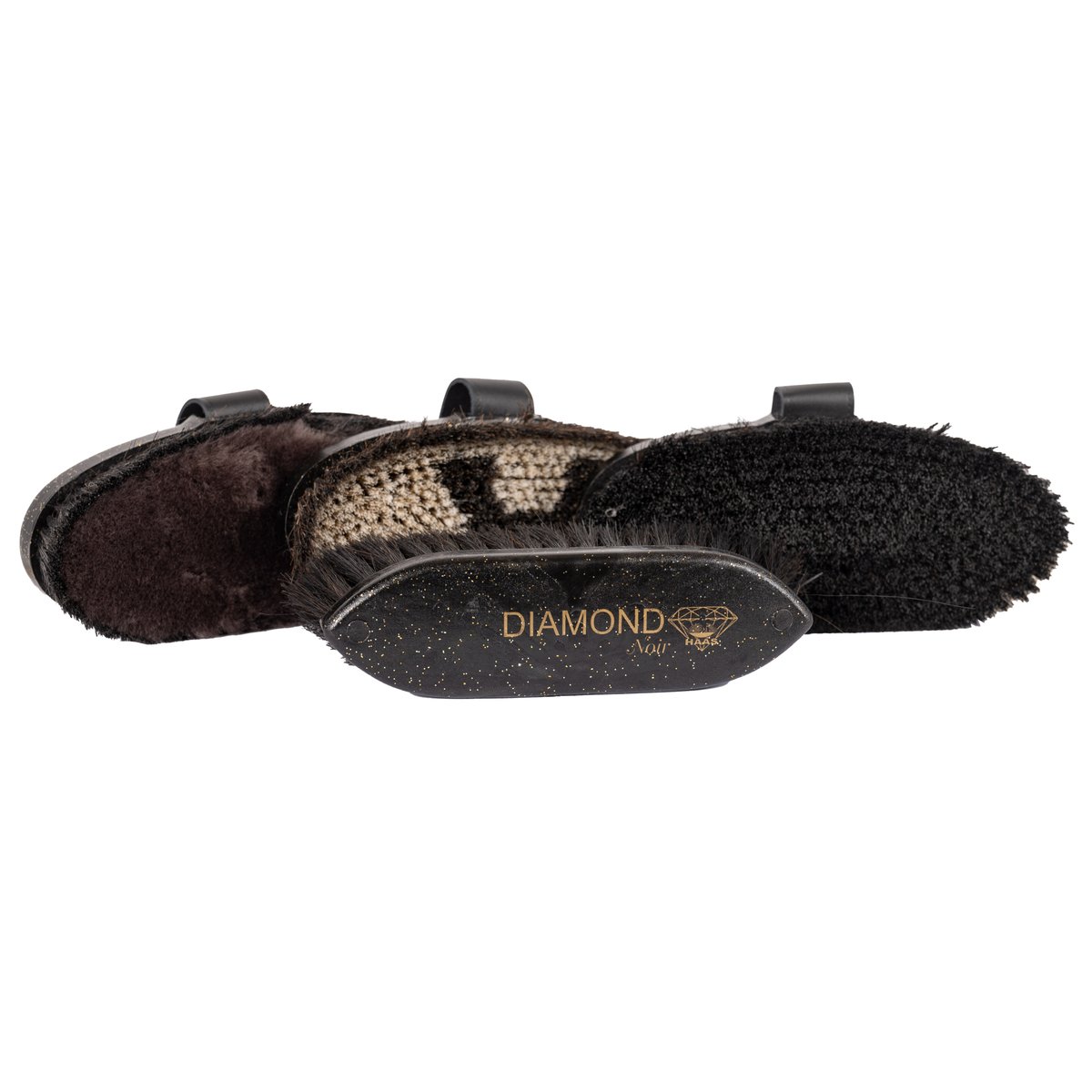 We heard you and now they’re here! Everyone is raving about the new Haas brushes and we can’t blame you! 
•
•
•
#greenhawk #horse #horses #horsesofinstagram #equine #equinesofinstagram #equestriansofinstagram