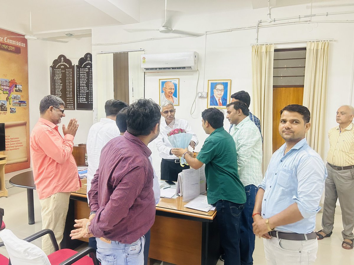 Mukeshmahar_'s tweet photo. @TheNagariMedia @DrBDKallaINC @rsssiyaram पदोन्नति संघर्ष समिति ने आरपीएससी सचिव से की मुलाकात
@DrBDKallaINC 
@Mukeshmahar_ 
@rsssiyaram 
#व्याख्याता_पदोन्नति_नियम_संशोधन @vijaysharmahnd @vinodmittal9 @SachBedhadak @sachinZeeraj @Lalitverma510 @TheNagariMedia @RPSC1 @MohanSihag24 @asain54 @DrRamBhajan @i_dimplesharma https://t.co/XPBZo0Nt3i