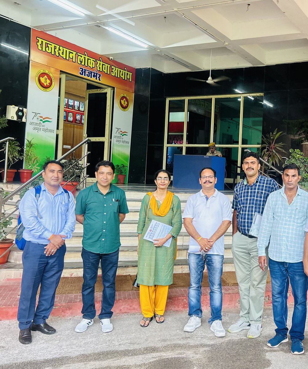 <a href="/TheNagariMedia/">The Nagari News</a> <a href="/DrBDKallaINC/">Dr. Bulaki Das Kalla</a> <a href="/rsssiyaram/">राज.शिक्षक संघ(सियाराम)</a> पदोन्नति संघर्ष समिति ने आरपीएससी सचिव से की मुलाकात
<a href="/DrBDKallaINC/">Dr. Bulaki Das Kalla</a> 
<a href="/Mukeshmahar_/">Mukesh Meena</a> 
<a href="/rsssiyaram/">राज.शिक्षक संघ(सियाराम)</a> 
#व्याख्याता_पदोन्नति_नियम_संशोधन <a href="/vijaysharmahnd/">Vijay kumar sharma</a> <a href="/vinodmittal9/">VINOD MITTAL</a> <a href="/SachBedhadak/">Sach Bedhadak</a> @sachinZeeraj <a href="/Lalitverma510/">lalit kumar</a> <a href="/TheNagariMedia/">The Nagari News</a> <a href="/RPSC1/">RPSC, Ajmer</a> <a href="/MohanSihag24/">Mohan sihag</a> <a href="/asain54/">Anil Sain</a> <a href="/DrRamBhajan/">Dr. Ram Bhajan Kumawat</a> <a href="/i_dimplesharma/">Dimple Sharma</a>