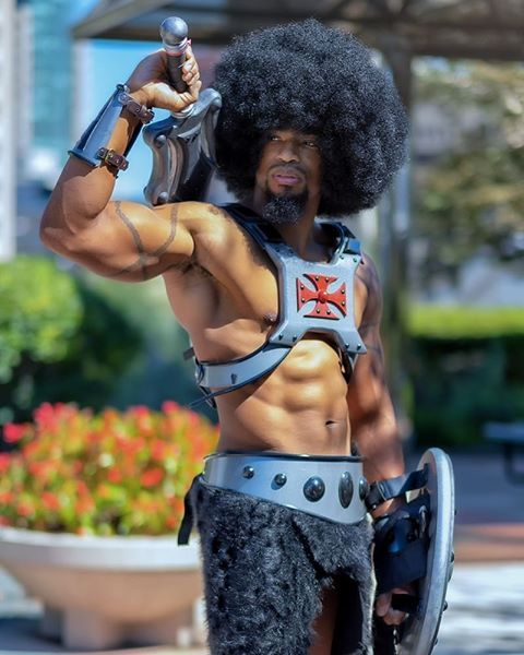 HeroesInColor00's tweet photo. He-Man  #Cosplay by  Demetrius S Holt
#blackcosplay #hellspawnedcosplay #HeMan
https://t.co/kdBk5VDRNO https://t.co/puOzQCl3sS