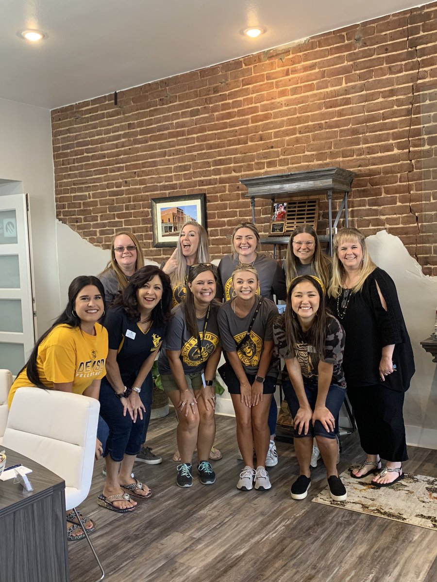 The chamber said they wanted to meet the winners! 
#leopards
#chamberofdenison