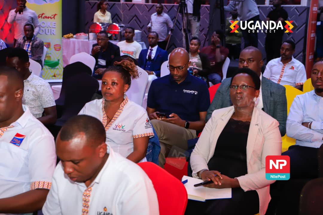 DicksonMushabe's tweet photo. This being an important event, I debated whether to put on a suit or a branded @Hostalite T-shirt.
#Dearstartup, Put your Brand on, anytime anywhere.
If it's an important function, wear your brand so that important people can see it. @Ugconnect_
@_ugandaconnect #UgandaConnect https://t.co/CrraMrtP6E