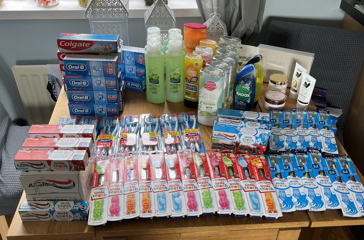 So thankful for donations from Ivan, Rhonda and Mary 💛  Basic hygiene essentials collected from @comberandballygowanpharmacy  There’s always a need for toothpaste and toothbrushes. Adults and children will have clean teeth 💛  Shower gel, shampoo and a few little treats included