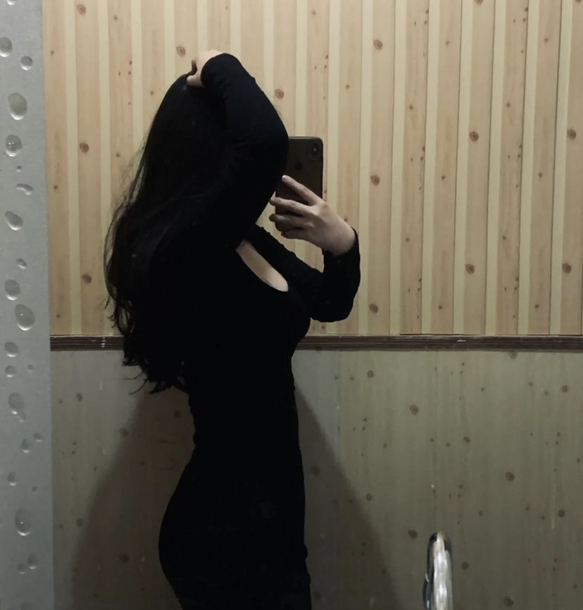 aaa79298701's tweet photo. ootd https://t.co/Ydd4MPxqxT