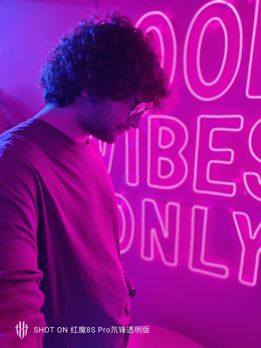 callmeshazzam's tweet image. Shot on #REDMAGIC8SPro 
Location Picco Studio Vytila