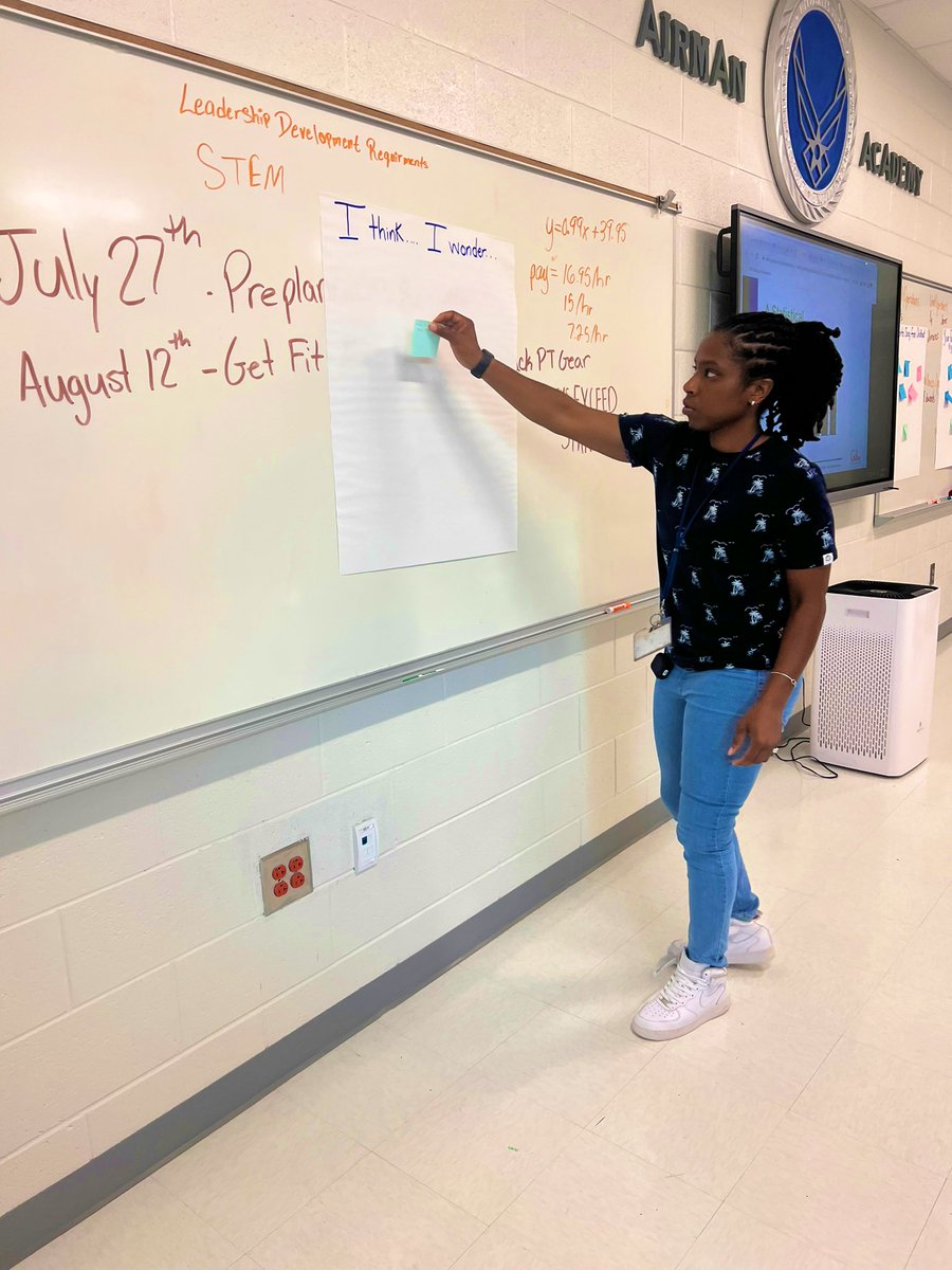 MorganeRainwat's tweet image. Engaged in Statistical Reasoning by asking and  formulating investigative questions! @CCPSMathDept #MakeMathMatter #CCPSMathematics