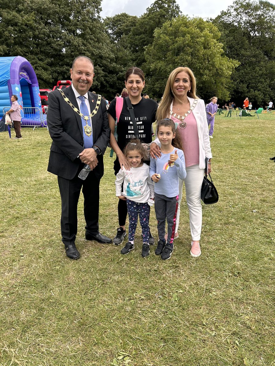 MayorOfBexley's tweet photo. A wonderful community event. 
@louie_french @LBofBexley https://t.co/ChXATsJqdc