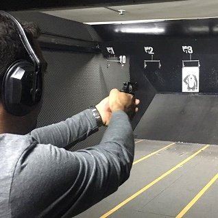 ancapchequei's tweet photo. 🚨URGENTE: No auge da campanha de desarmamento de Lula em 2010, mortes por armas de fogo chegaram ao patamar superior a 70% do total de homicídio.

Já em 2022, no pico da flexibilização do uso de armas, o número de homicídios caiu ao menor patamar dos últimos 11 anos. https://t.co/a8KgxkeQMv