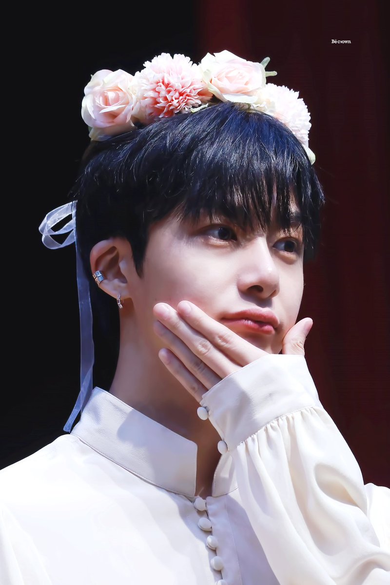 becrown_hw's tweet photo. 230728 #형원 🌸🍑🌸 https://t.co/bMRTYwpNqo