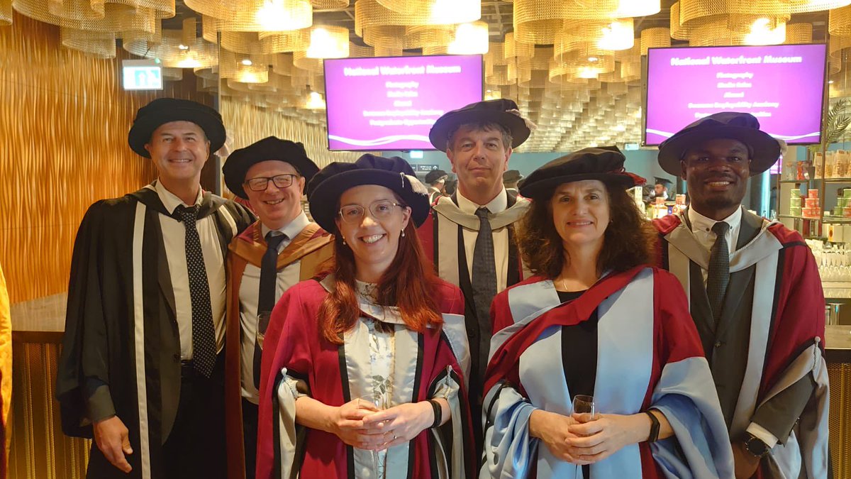 SwanseaEEE's tweet photo. Congratulations to all @SwanseaEEE students graduating today. Today is a special day and we celebrate all your wonderful achievements 🎉🎉👏👏 https://t.co/5AO6InP5kw