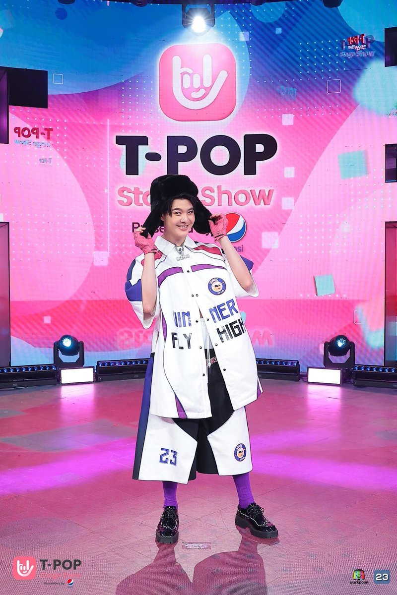 Trend4S's tweet photo. แอดหลงไม่ไหวแล้วค่าาาา🫠 cute boy💗

SAINT X TPOPWEEK30
#TpopStageShowpresentedbyPEPSIweek30
#Saint_sup https://t.co/xSUhzmTAjE