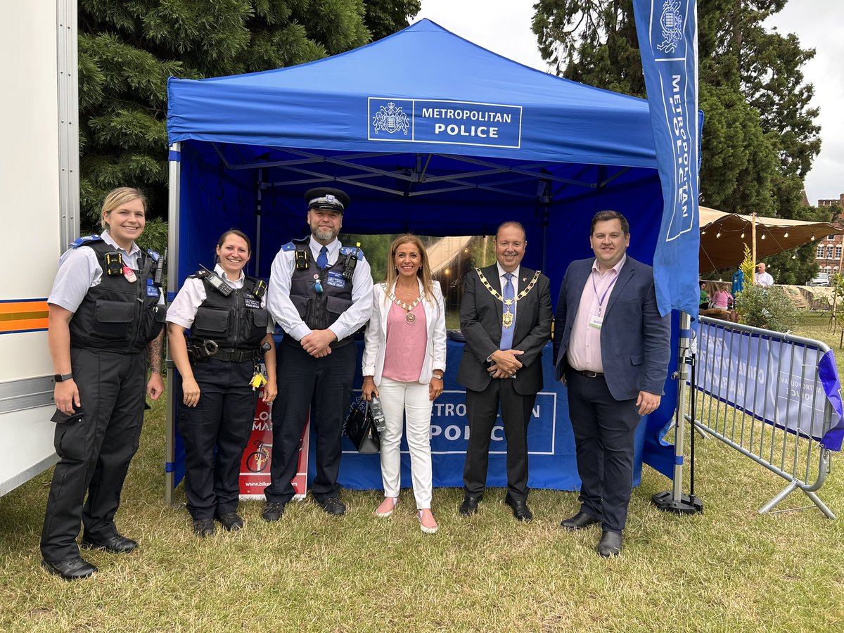 MayorOfBexley's tweet photo. Lark in the Park, Sidcup. A great event for all the family.
Well done. https://t.co/KS2U0WDnkO