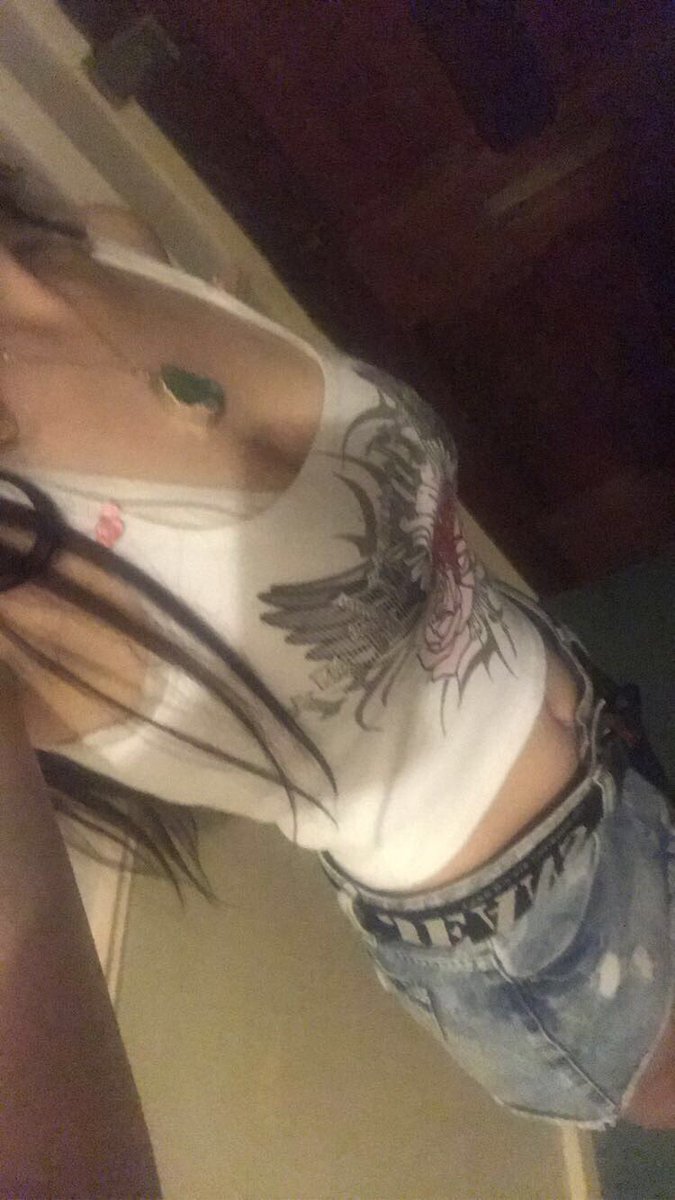 cinnamius's tweet image. bmi 20 ➡️ bmi 12 ➡️ bmi 14 ➡️ bmi 16