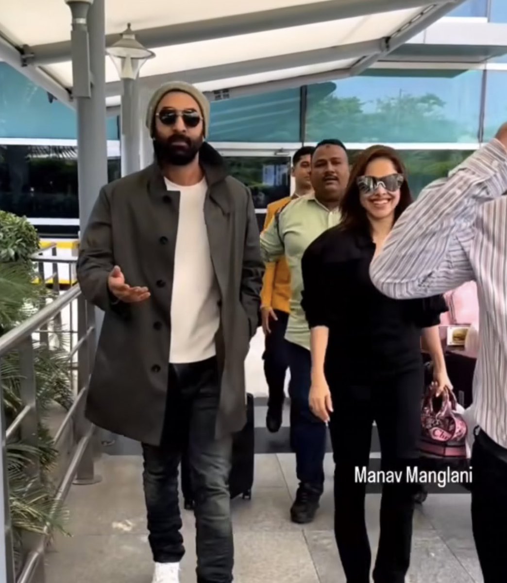 RKsEncyclopedia's tweet photo. Ranbir Kapoot &amp; Nushrratt Bharuccha in Delhi today https://t.co/RDwn4PLx4B