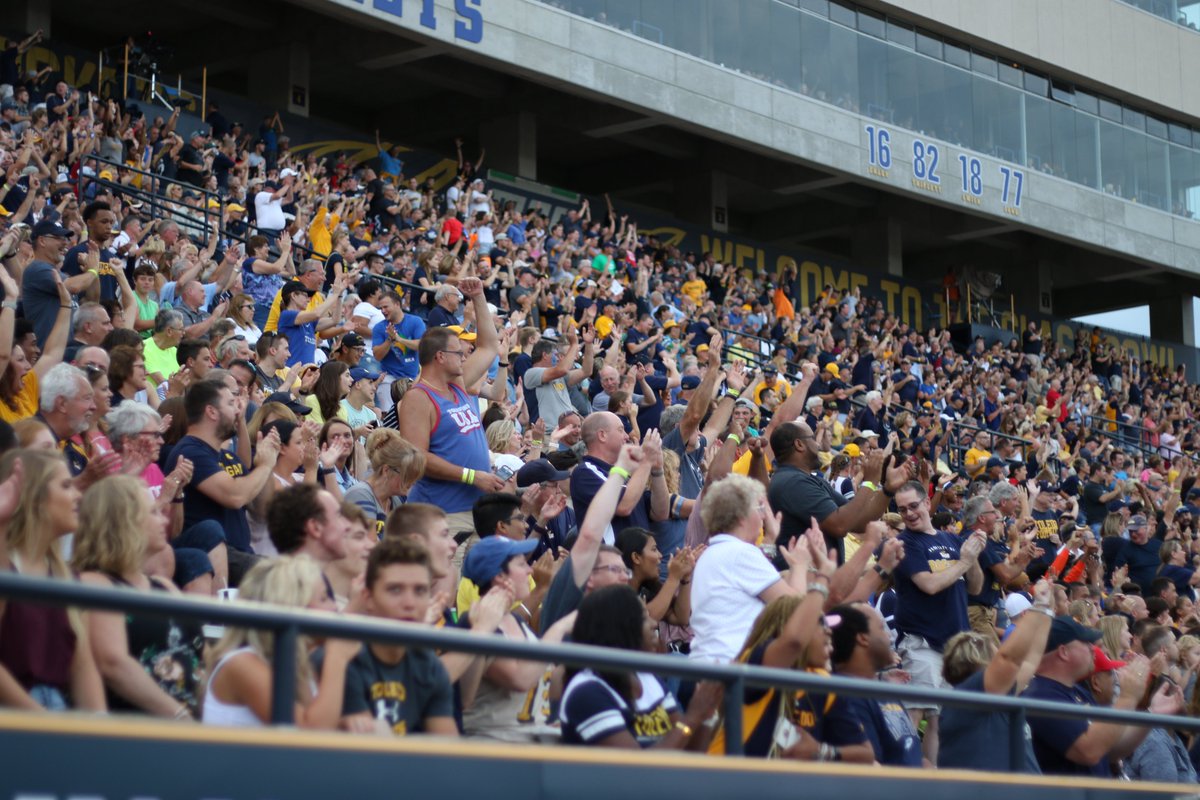 ToledoFB's tweet photo. Make some memories together. Order your #ToledoFB Mini Plan TODAYβΌοΈ
ποΈhttps://t.co/ysrjnGUEtI
#TeamToledo https://t.co/uqrKeynhAB