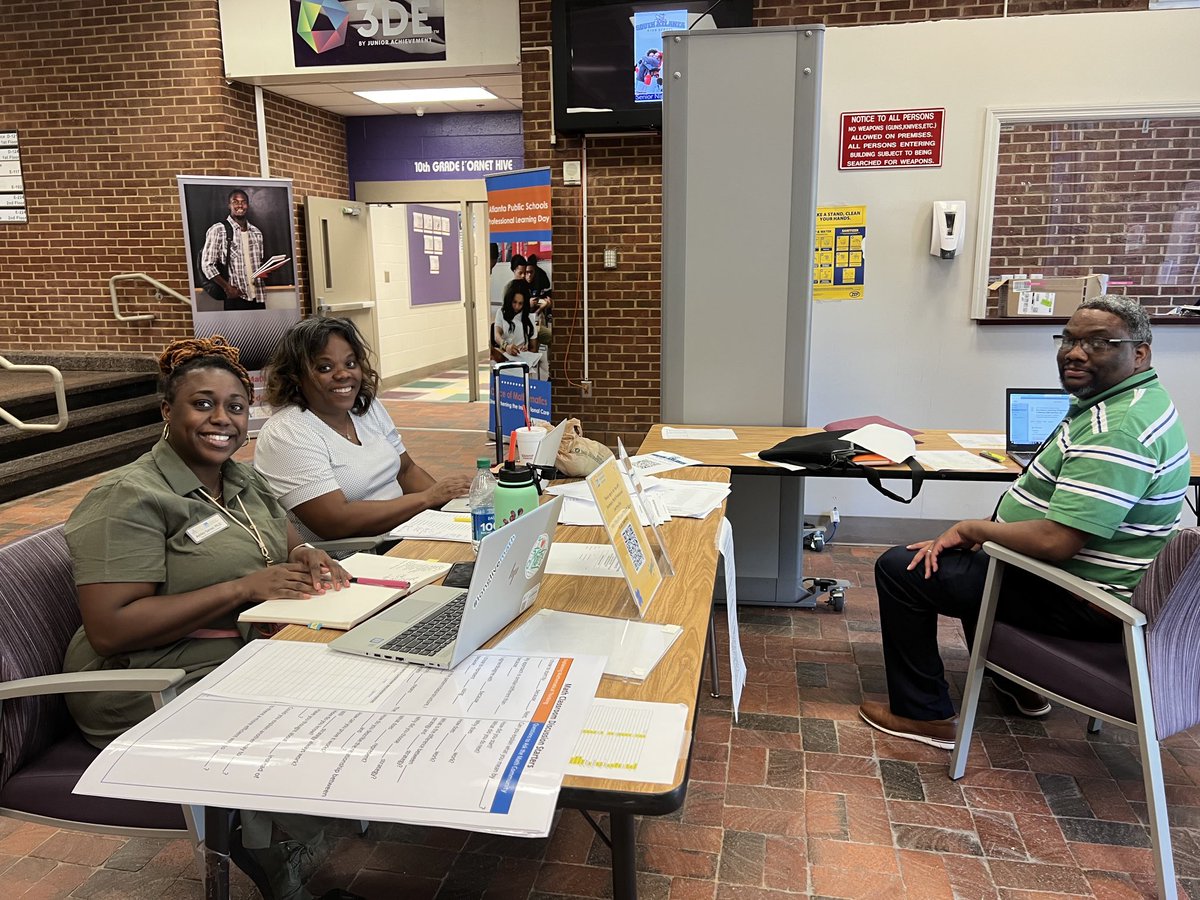 Happening NOW ... C&amp;I Seconday Math trying on the work with our NEW Math Curriculum <a href="/BigIdeasMath/">Big Ideas Learning</a> ❤️ @APS2ndaryMath <a href="/WeemsYolanda/">Yolanda Weems</a> <a href="/Selenaflorence/">Selena Florence, Ed. D.</a> @CAOyolob