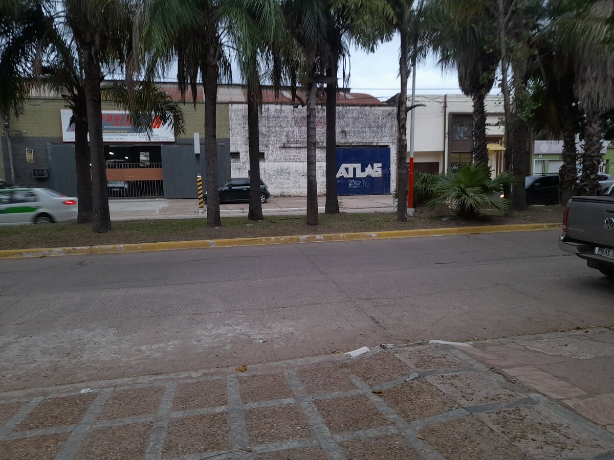 coligimenez's tweet photo. @marceagoston Aguante ATLAS loco! https://t.co/UgZZlpeJM0