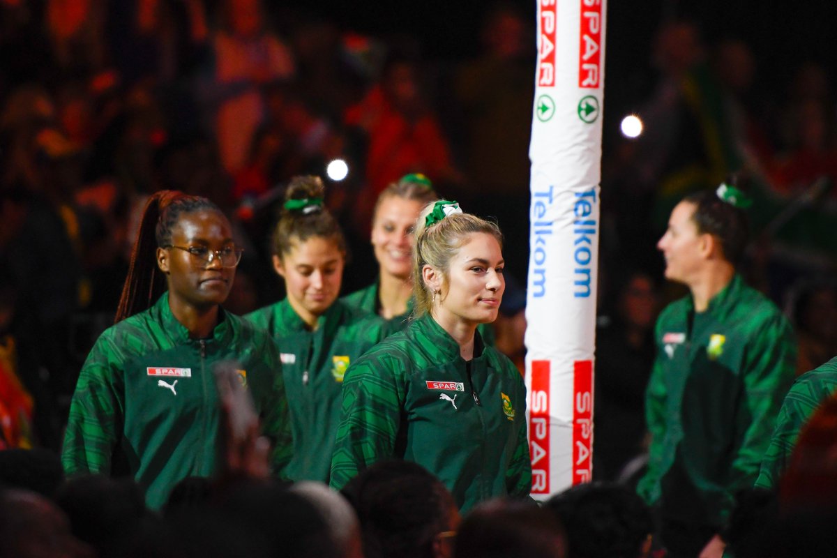 Netball_SA's tweet photo. Our 𝗣𝗥𝗜𝗗𝗘 🇿🇦

#SPARProteas | #NWC2023 | #PutYourHandsUp https://t.co/4cSeP2uS2p