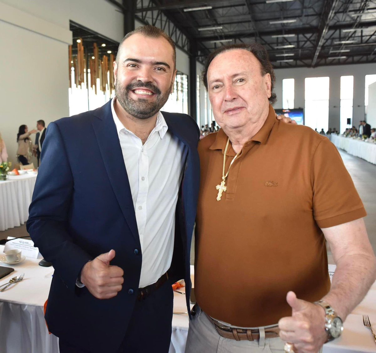 GerardoQuirinoV's tweet photo. Aquí en Tlajomulco se hace  el mejor mazapán del universo.

Don Enrique Michel y miles de manos Tlajomulquenses transforman ingredientes de primera calidad y mucho amor  en uno de los dulces más representativos de nuestro país en el mundo. https://t.co/ZUIVr8aje0