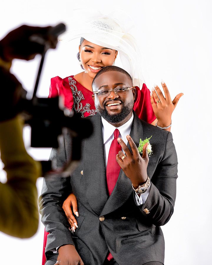 TRACE_Gospel's tweet photo. Félicitation à #FistonMbuyi & #Jenovic Sivipour leur mariage Civil🎊🎉💍💞❤️!
Que Dieu facilite la suite🙏🏿 #WeAreGospelMusic #TraceGospel https://t.co/76NtSfSiuR