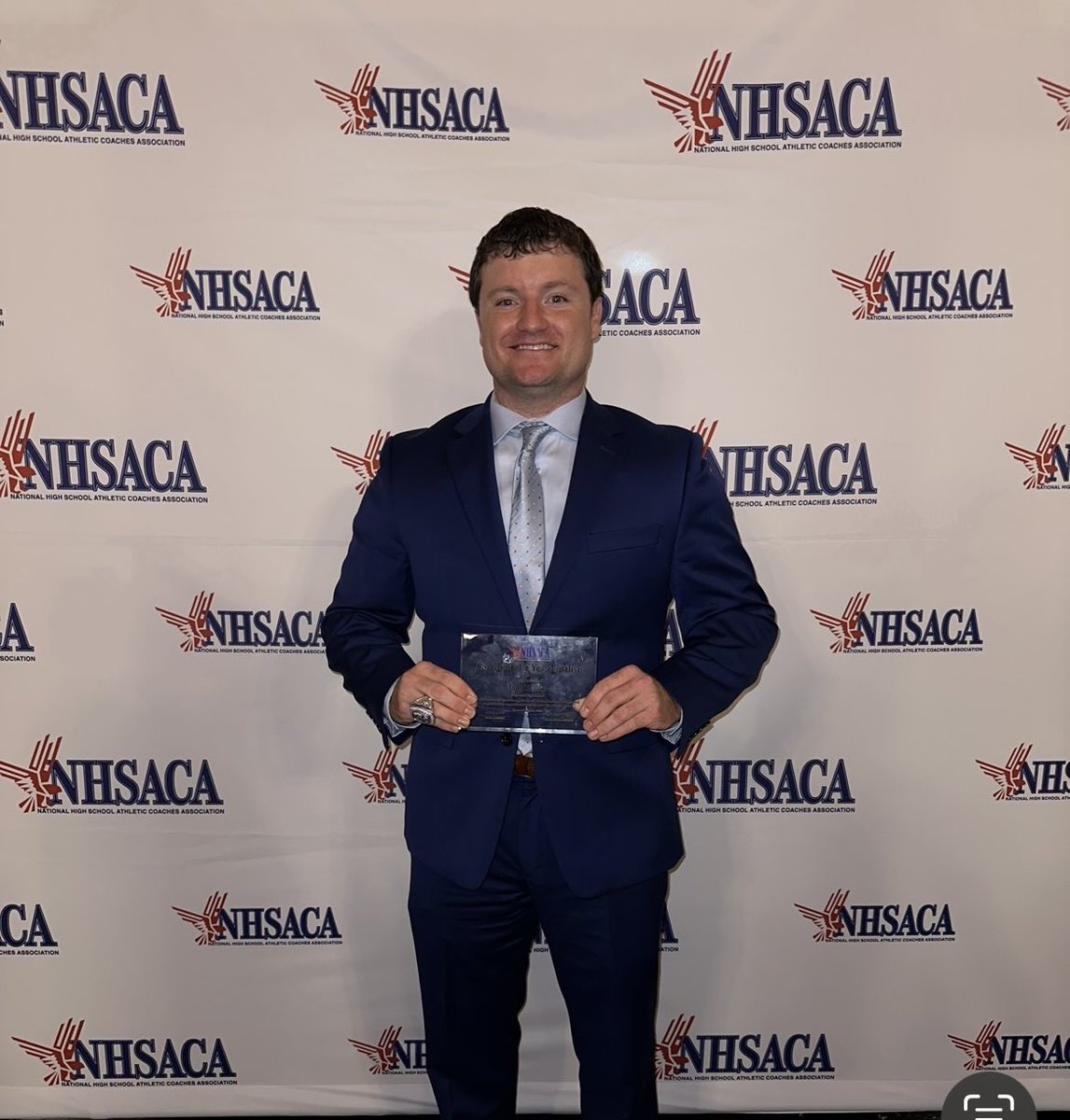 TonyTadlock's tweet photo. It was definitely an honor for me to represent Raymond High School and Mississippi as a 2023 NHSACA Boys Basketball Finalist! It was a great week being around the best in the country!
Thank you to the @NebraskaCoach for the hospitality! You are first class!
#RepTheSip
@nhsaca https://t.co/lpw6unsTGg