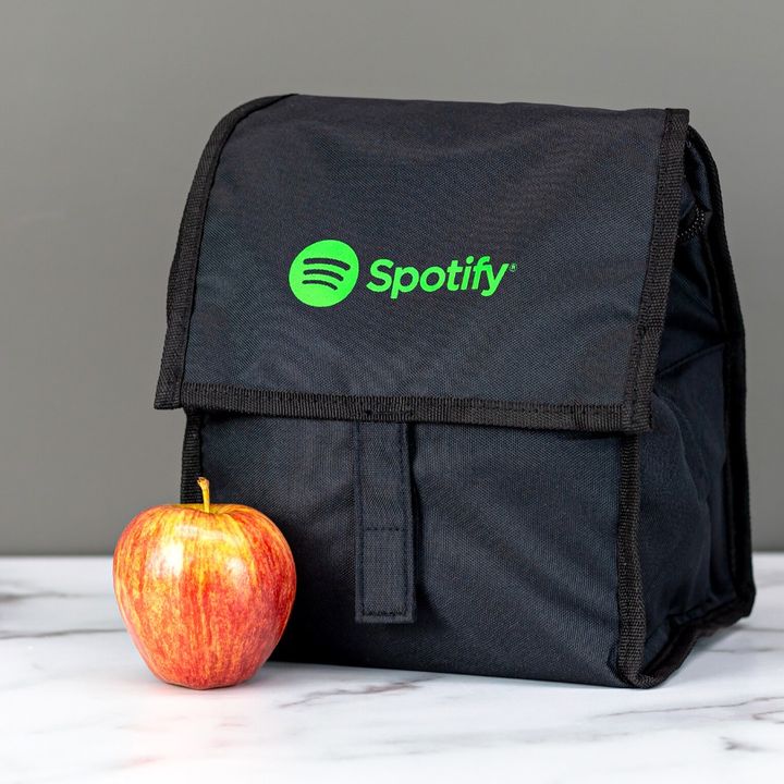 ROBYNpromo's tweet image. The right promotional product is a powerful weapon in your marketing arsenal. Like the perfect gift, an employee incentive or an eye-catching trade show display. amp.fyi/-/Qd4eanBx #lunchboxes #pens #coolies