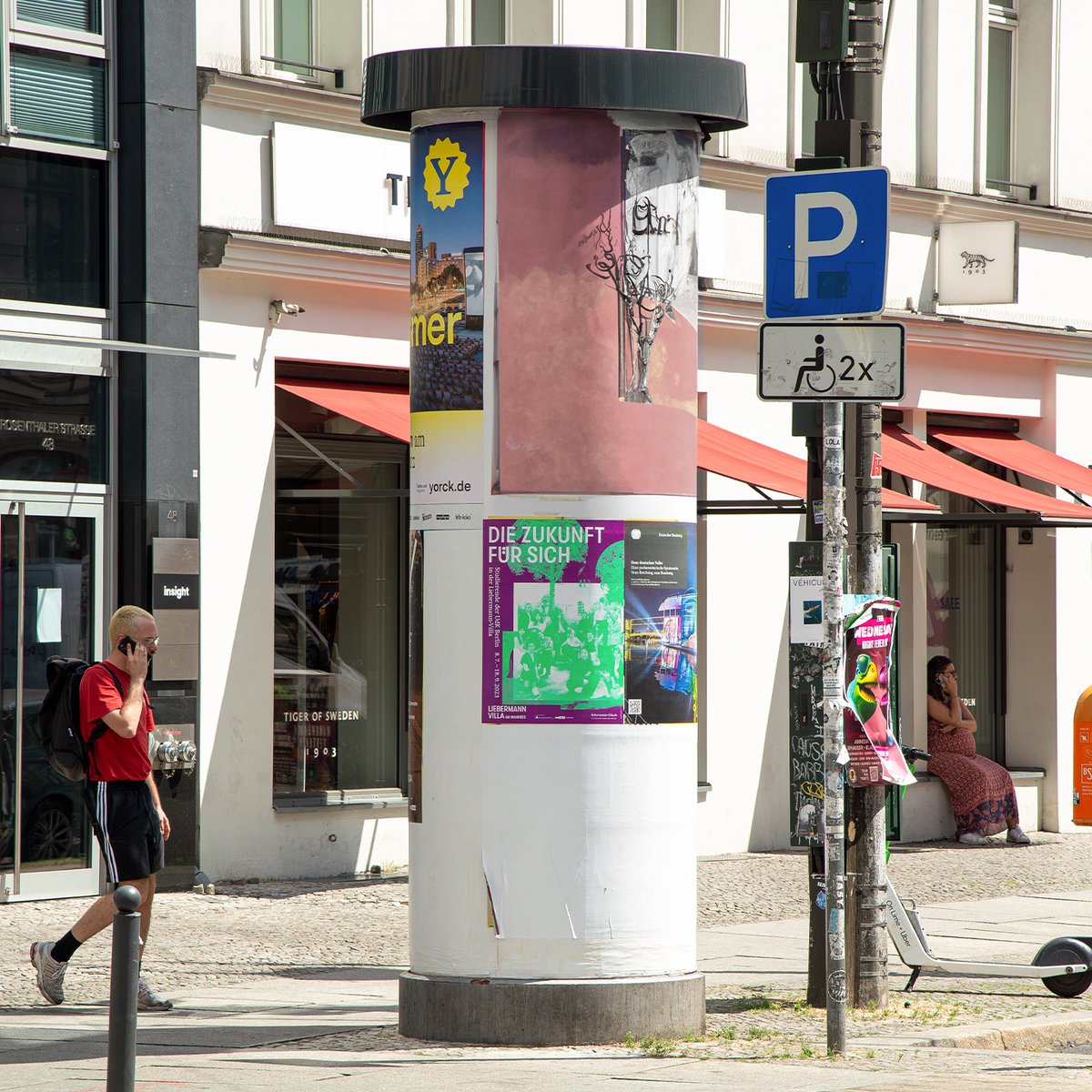 pierresbecker's tweet photo. Great collab between @udkberlin and @liebermannvilla. 23 works by 23 @klassestreuli students. "THE FUTURE ON YOUR SIDE, must-see.⁠
⁠
Poster campaign and exhbition design by nous.⁠
⁠
#udk #exhibitiondesign #tatrung https://t.co/pHbOcLvlsn