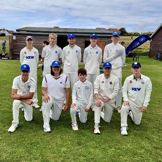 SeafordCC's tweet photo. 🤳 | Smile… 😀 U18s in action today, in their final Festival match.
It’s been a tough week overall but there are positives to take. Finish with a solid batting performance guys!🤞
Follow the match here. 📲
https://t.co/Vd08sXP7Df
#UpTheFord | #SeafordCC | #SJCF https://t.co/Da3LQqVFn5