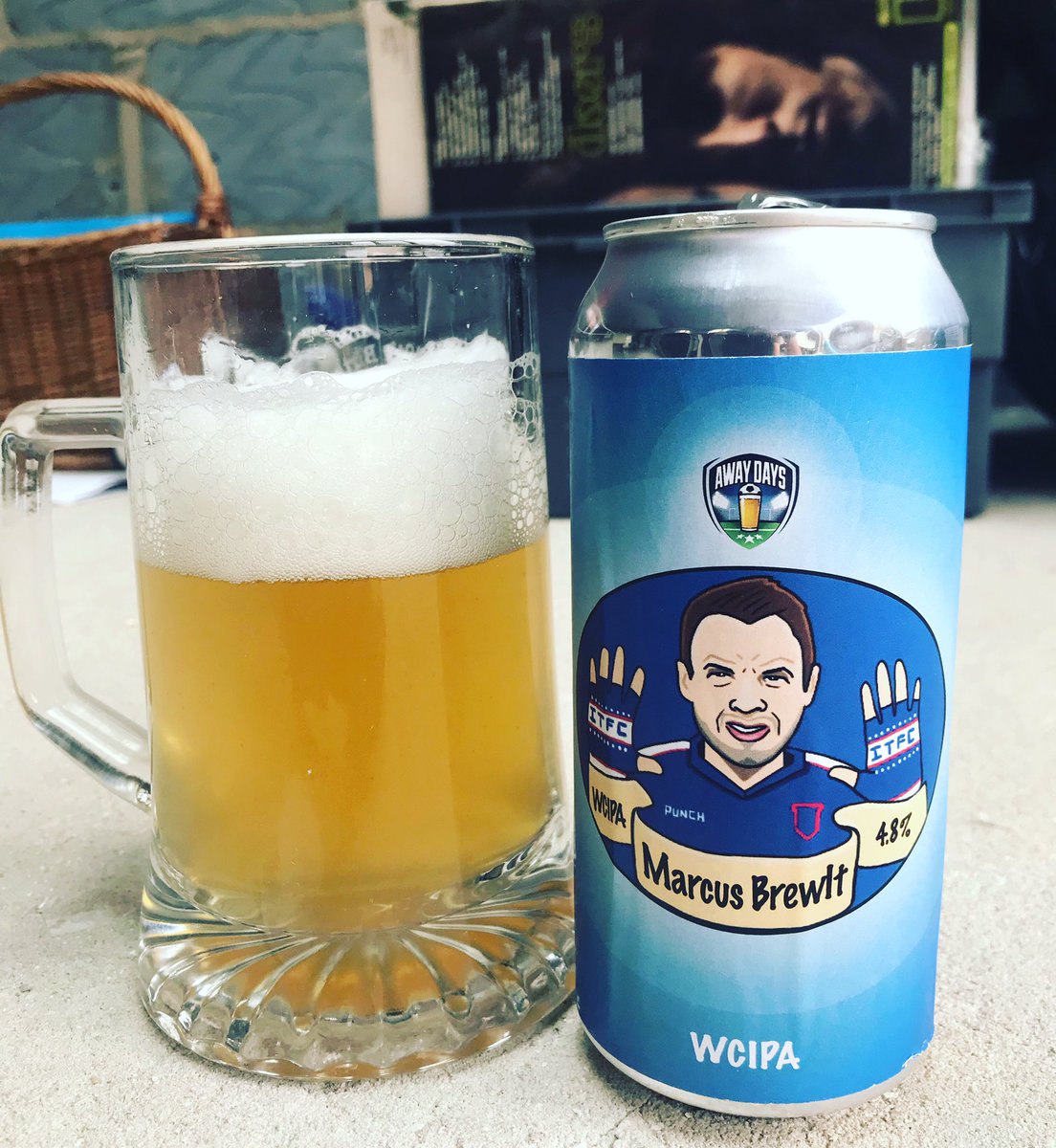 ArtworkDays's tweet photo. Thanks to @AwayDaysBeer for the cans of Marcus BrewIT.
I never thought I would see my illustrations on cans of beer
π»π»π
#itfc #ipswichtown #marcusstewart #beer https://t.co/1FvLceIsRK